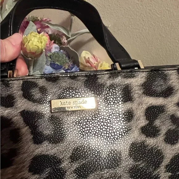 Kate ♠️ Spade New York Black & Gray Leopard Print Small Tote Handbag EUC RARE - Picture 2 of 8